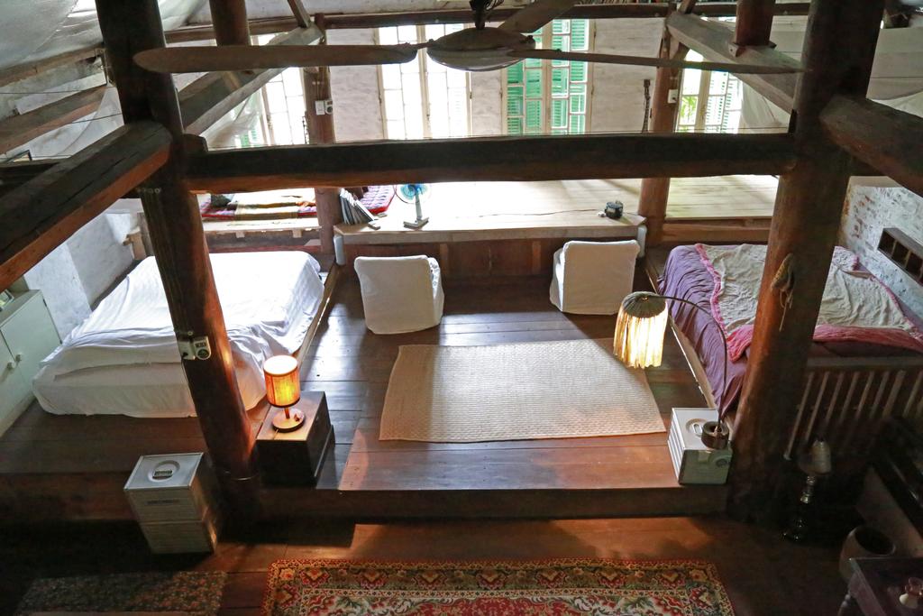 Thai Aritist Stilt House