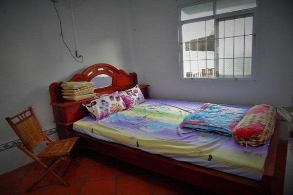 Không gian phòng ngủ tại Tràm Chim homestay