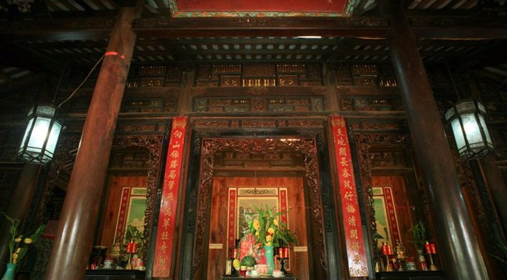 Nhà trăm cột Long An mang đậm lối kiến trúc triều Nguyễn