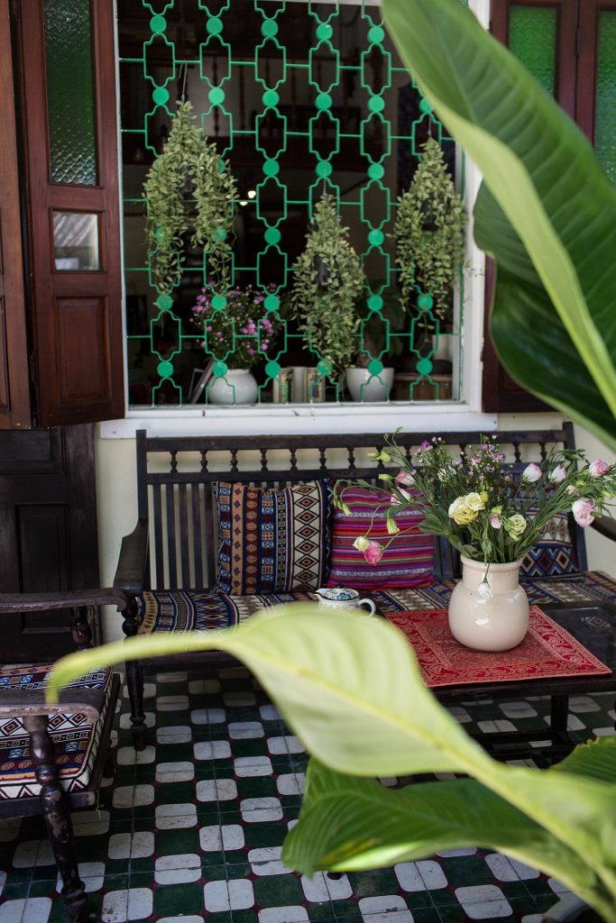 Mơ house homestay Đà Nẵng có tông màu nâu trầm