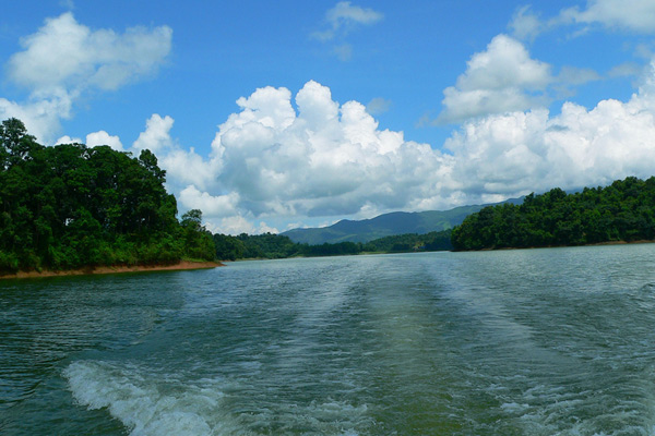 Hồ Khe Dầu