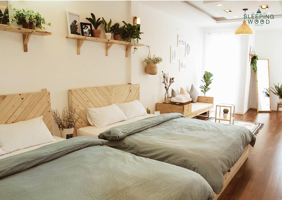 Sleepingwood homestay đà nẵng có không gian phòng ngủ thoáng mát